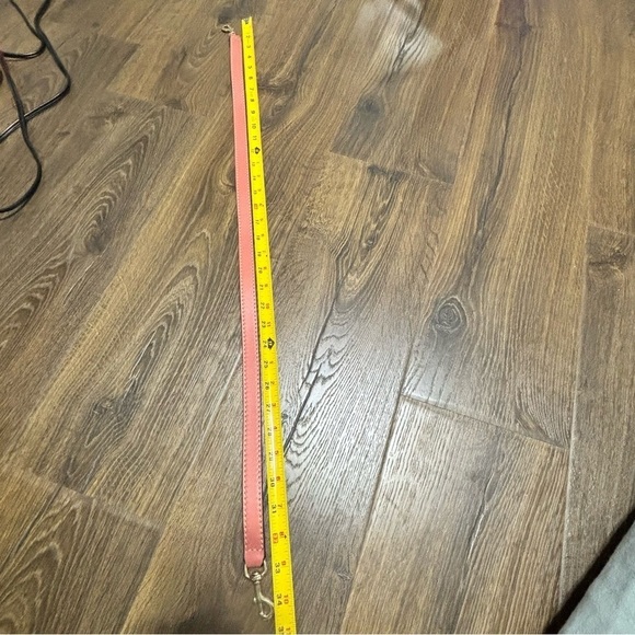 Gucci Leather Strap - Picture 5 of 10